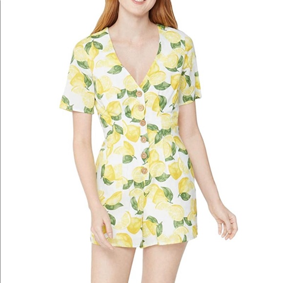 New condition BCBG lemon romper - Picture 2 of 9
